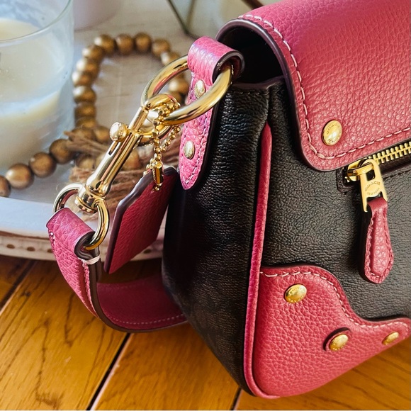 Like NEW COACH Millie Shoulder Bag Signature Leather Elegant Pink Dark Berry - Picture 5 of 16